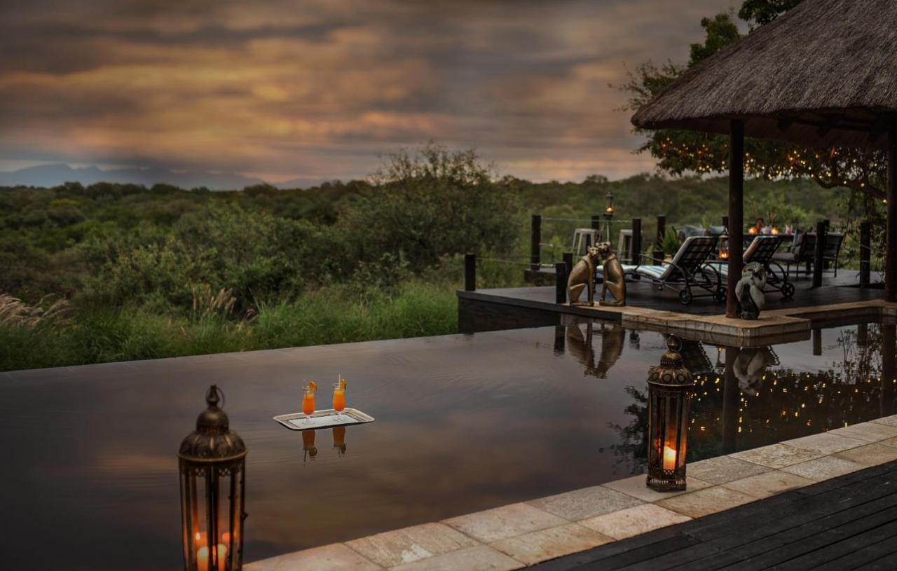 Khaya Ndlovu Safari Manor Villa Hoedspruit Buitenkant foto