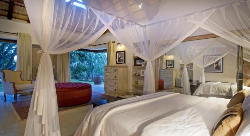Khaya Ndlovu Safari Manor Villa Hoedspruit Kamer foto