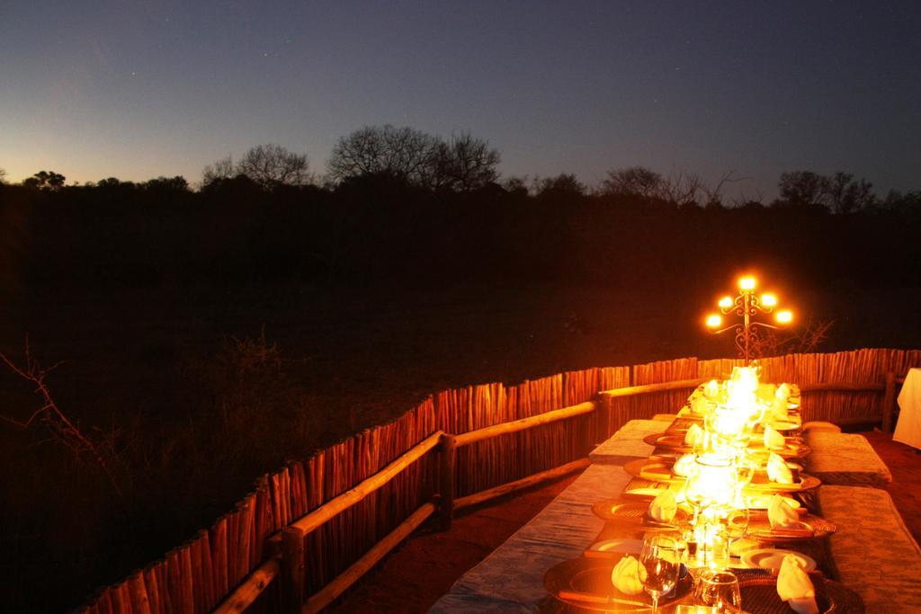 Khaya Ndlovu Safari Manor Villa Hoedspruit Buitenkant foto