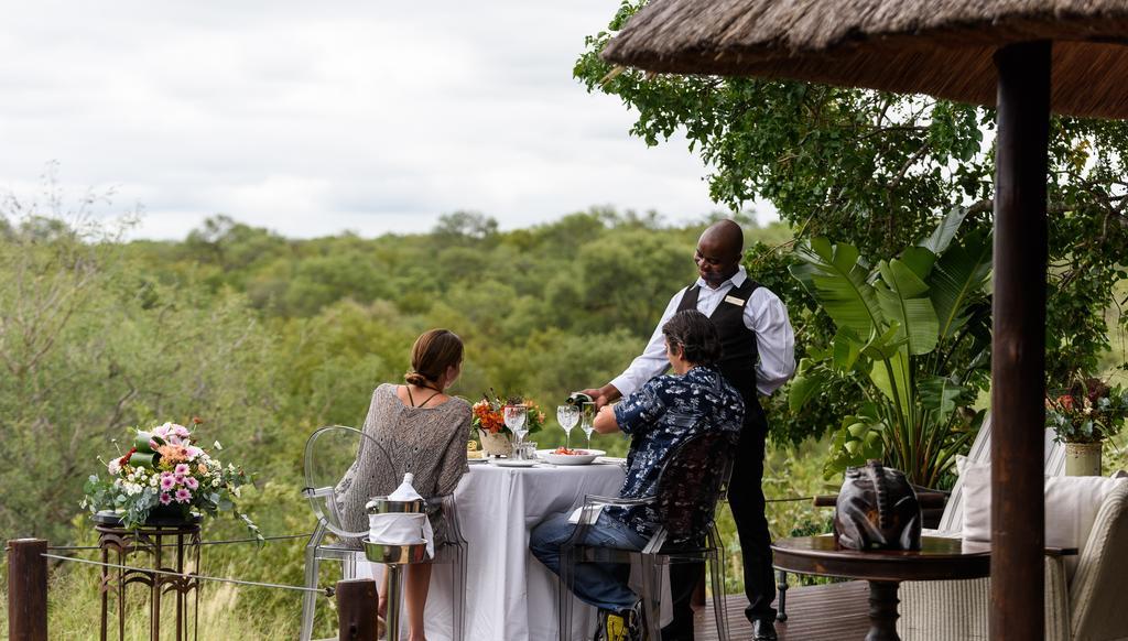 Khaya Ndlovu Safari Manor Villa Hoedspruit Buitenkant foto