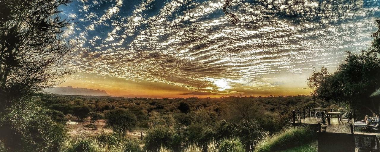 Khaya Ndlovu Safari Manor Villa Hoedspruit Buitenkant foto